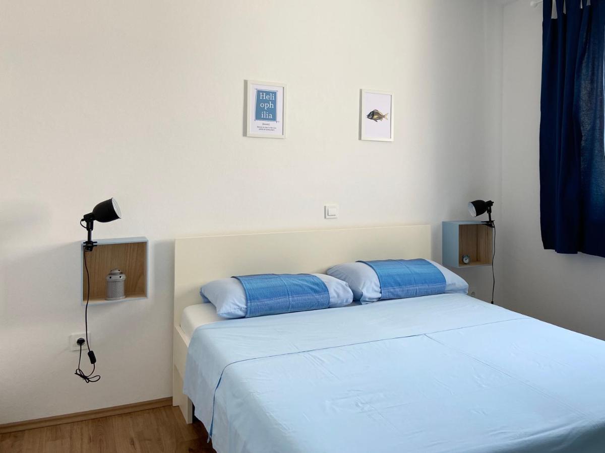 Apartments Pijaza Banjol Exterior photo